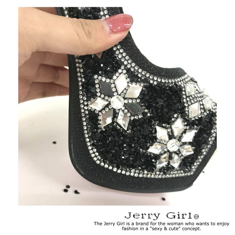 フラワービジューオープントウパンプス